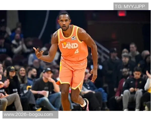 莫布里首节火力全开6投4中狂砍12分并罚球6中4助力球队领先