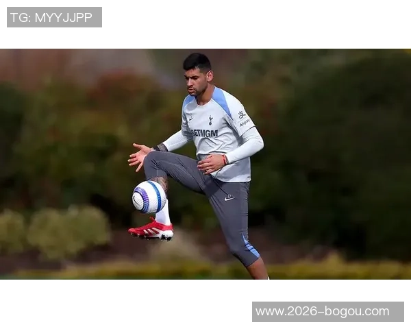 弗兰克确认罗梅罗明天首发对阵利兹联并谈续约本坦库尔的喜悦之情 弗兰克确认罗梅罗明天首发对阵利兹联并谈续约本坦库尔的喜悦之情