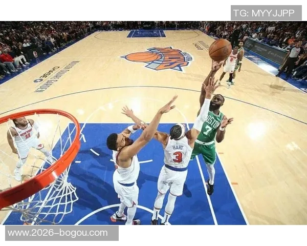 杰伦布朗第三节火力全开8投4中并罚球全中狂砍17分助力球队反击