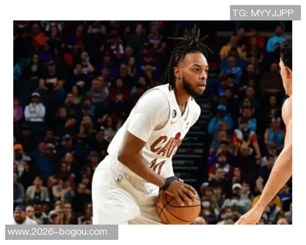 加兰复出展现强大火力半场8中4砍下18分并贡献3助攻罚球全中